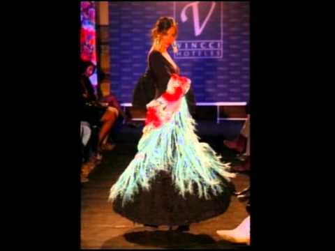 Maria Molina esta joven disenadora antequerana confecciona ropa flamenca a